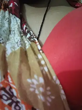 Nandundi - Show pussy in public