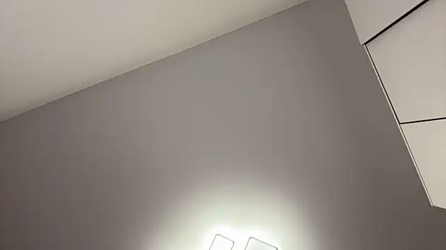 MargoPinky1 - open legs