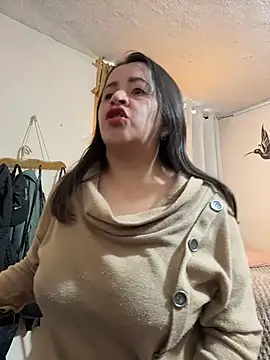 Latinfemale - make me naked/22 tks control lush x 1min