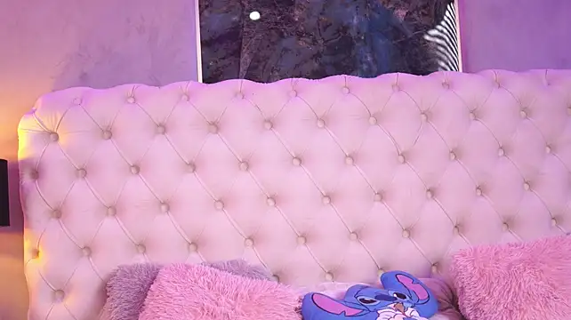 AishaaDevoe - 69: Put that pussy on my face :tongue: