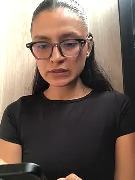 Gia_Mazzon - MAKE ME HORNY