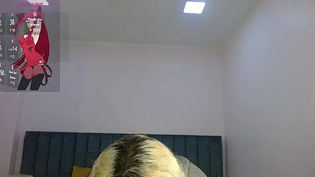 April_bunnyy - naked