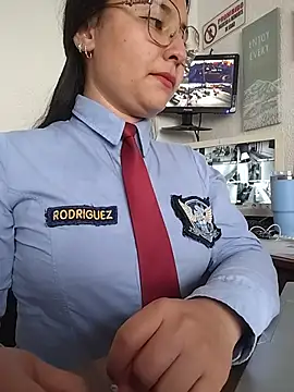 Queen_linda1 - Dildo in pussy under desk  🥵🔥💦