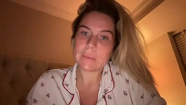 Erincheshire - LT GETS WAPP AND FULL LENGTH SEXTAPE