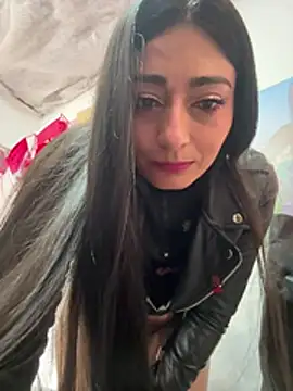 IsabellaMariet - Sexy photo and video of tits