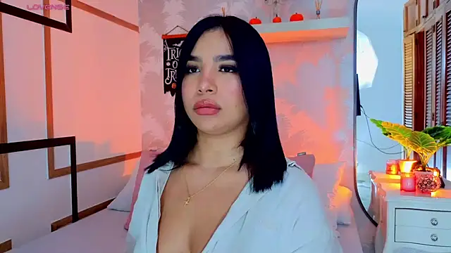 CharlotteGraay - Take your clothes off and touch yourself