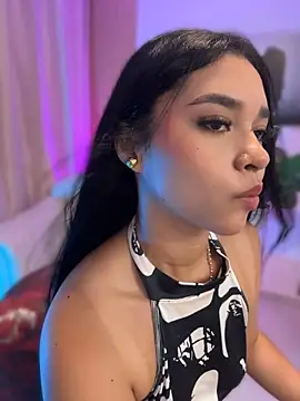 KiaraVixenn - rub my nipples and my clitoris