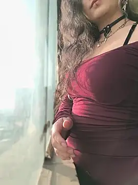 Lila_Desiree - Showi tits on the terrace public