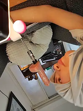 Hanaa_18 - spanks ass x15