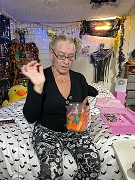 Trenaonmute - undies b gone