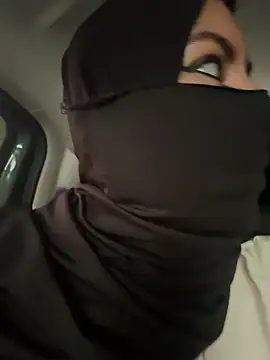 Qamar_Khalifa - DOGGY STYLE + FINGER PUSSY