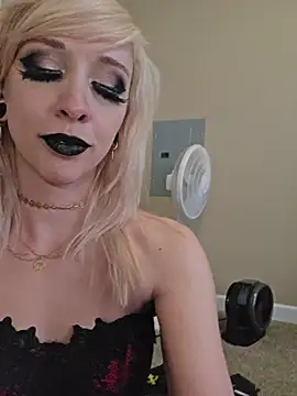 AmethystFoxx - Ride lovense dildo in heels