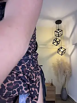 Emma_Vonn - SPIT MT TITS + AHEGADO FACE 💦🍑