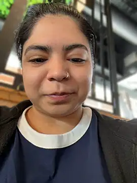 Kimmiakiss22 - Make Me Squirm And Wet In Public