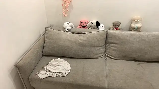Luna_Nocturne - Show my under boobs