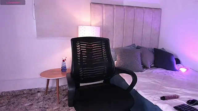 MiaRoseGold - slow undress + sexy dance💃🏻❤️‍🔥