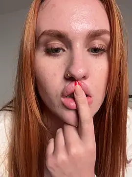 ChiaraVelvet - Massage your hot Boobs for 2 Min 🍒