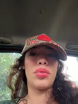 Roxyrougee - Let's look for a stranger and FUCK him😈