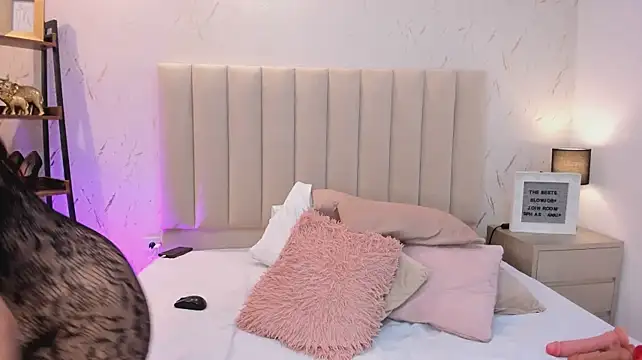 ViolettaRousee_ - SPANKS ASS HARD X15