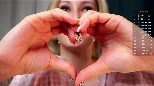 WilmaViesca - Suck my finger