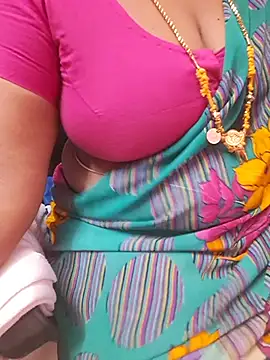 Tamil_Ammani - Boobs show😜😜😝🥰🔥🔥🔥