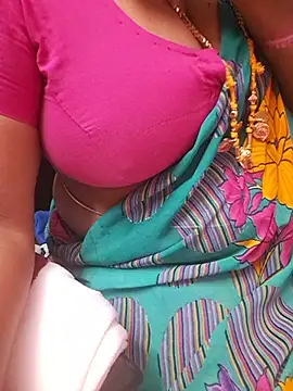 Tamil_Ammani - Boobs show😜😜😝🥰🔥🔥🔥