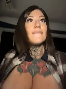 Krysstal003 - Handjob driver+spit dick