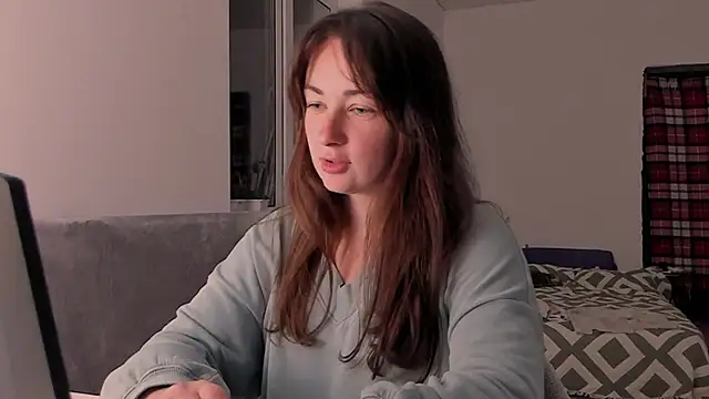 CClandesTina - Warming up conversation)