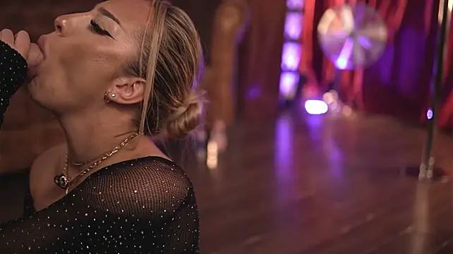NalaGlow - Let my Moans be Music To Your Ears🎵