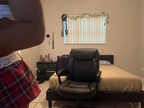 Gator_Zoe - 5 minute blowjob