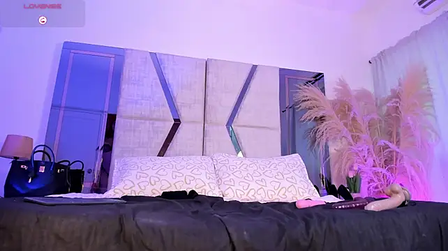 MeganFoxxi_
