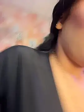 TopDollXXX - SPREAD PUSSY CLOSE UP