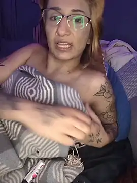 Reizn__68 - 1 Finger in Pussy