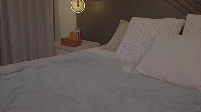 Evamorettii - ❤️Dildo Play❤️