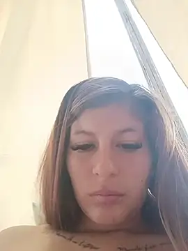 Nahomi-lov - Show Pussy