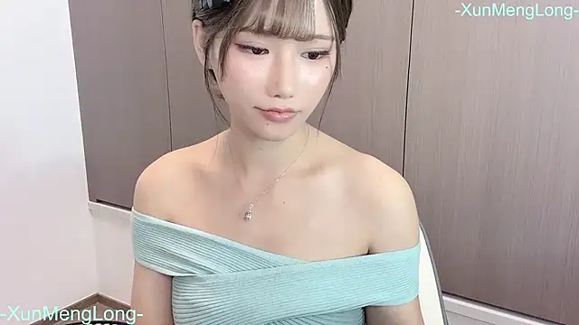 -XunMengLong- - 换一件性感衣服♥