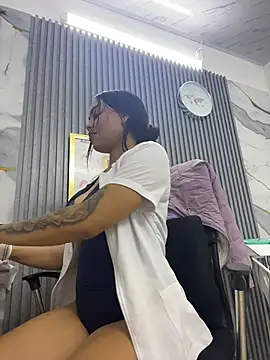 Daniela-sexy - blowjob with lots of saliva