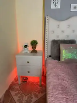 Dante_Ferrara2025 - Pussy play 😳🥵