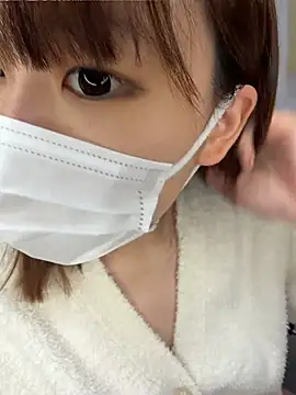 Hiiichan88 - ほぼすっぴんお風呂配信なう！