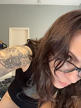 BeautifulMesss - Ass play door open roomate downstairs 😳