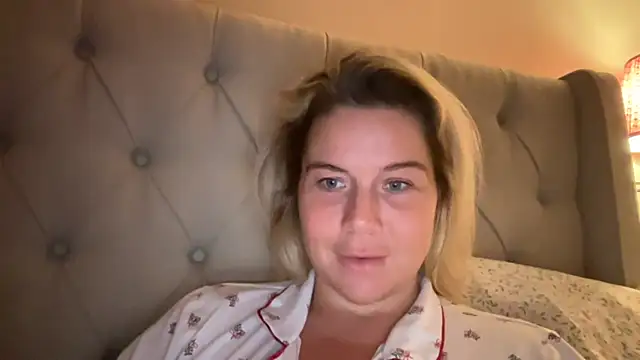 Erincheshire - LT GETS SNAP & 2 SEX TAPES