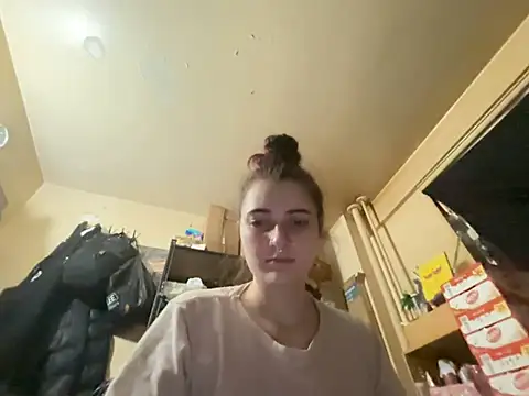 Snowbunnycake_131 - Put lush in pussy