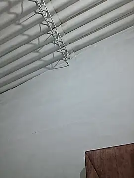 Ary-18 - doggy + 2 finger in ass