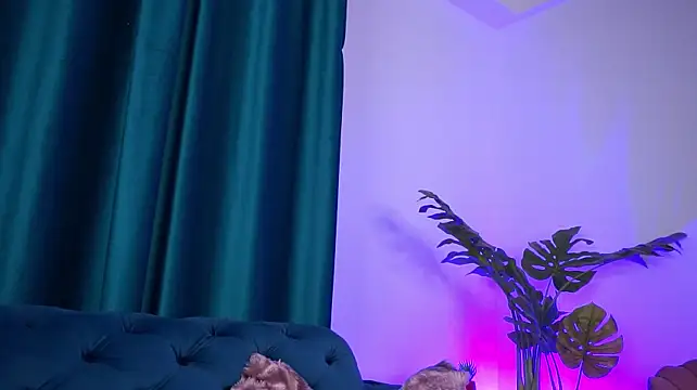 DeniseDevilles' Live XXX Chat