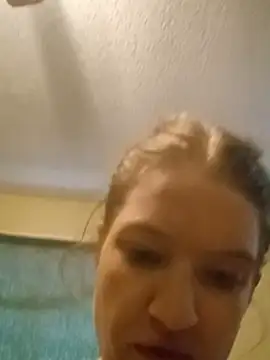 Freakydeafgirl - 💜 Help Me Reach My Dreams