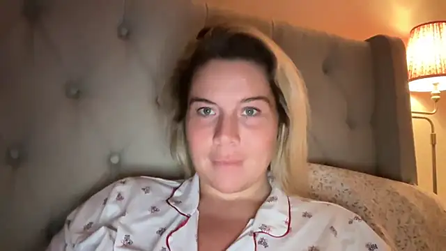 Erincheshire - LT GETS SNAP & 2 SEX TAPES
