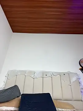 VioletPearson - SQUIRT 1