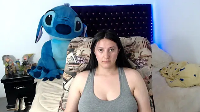 Lorenahot_06's Live XXX Chat