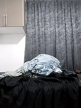 Kittykhloe22 - finger pussy