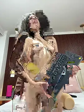 Ivonne_Gold - CARSELING MY CLITORIS🔥